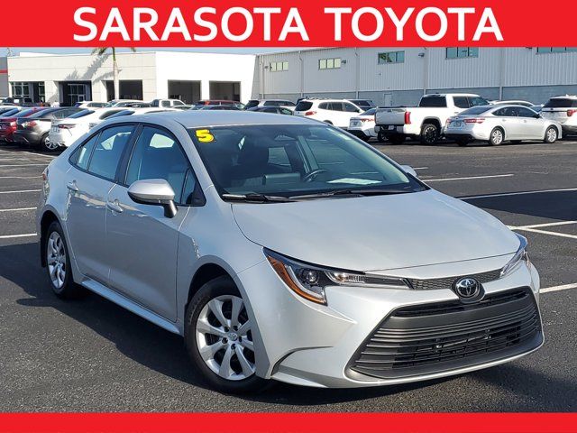 2025 Toyota Corolla LE