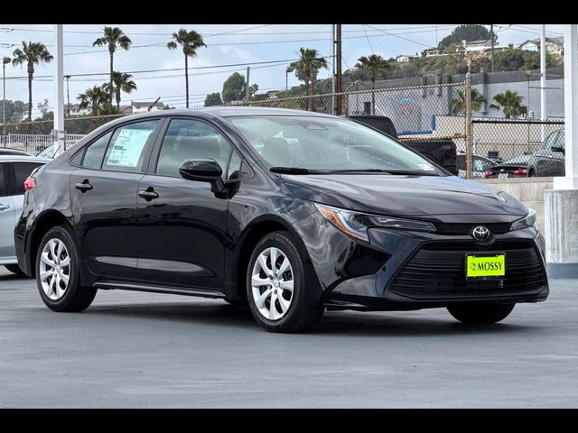 2025 Toyota Corolla LE