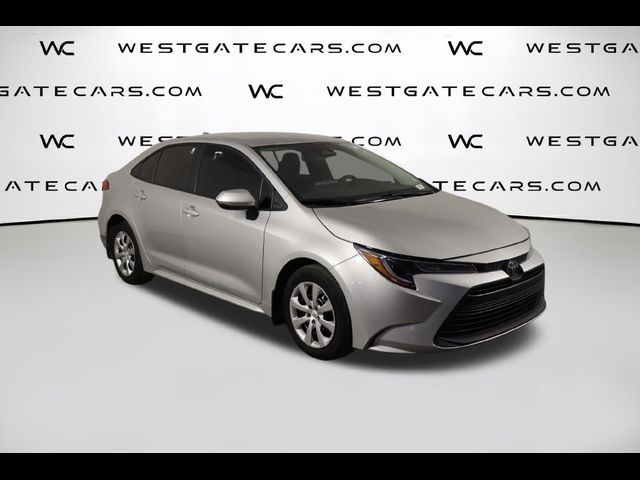 2025 Toyota Corolla LE