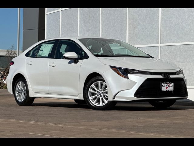 2025 Toyota Corolla LE