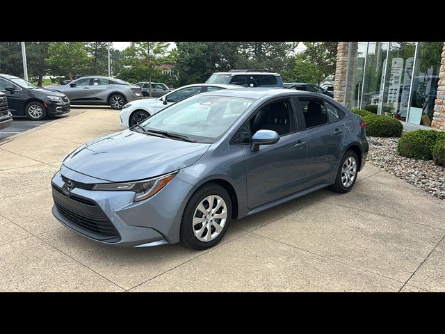 2025 Toyota Corolla LE