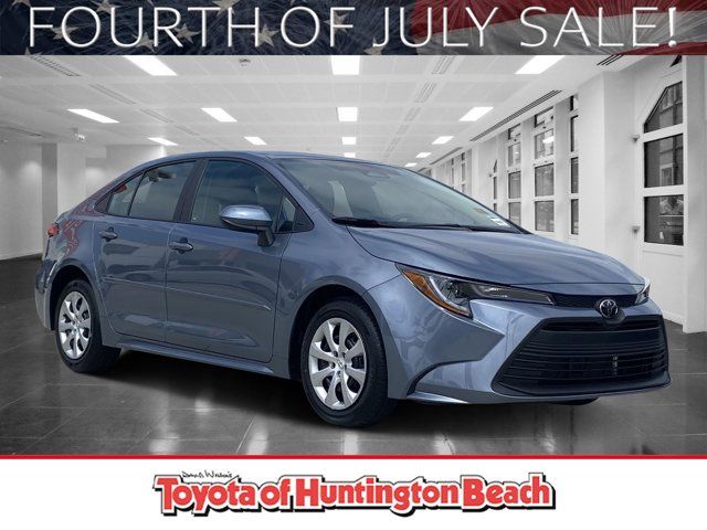 2025 Toyota Corolla LE