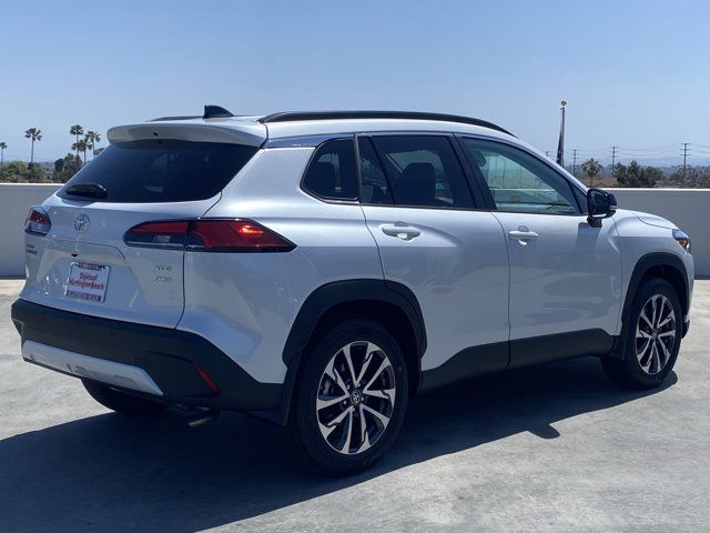 2025 Toyota Corolla Cross XLE