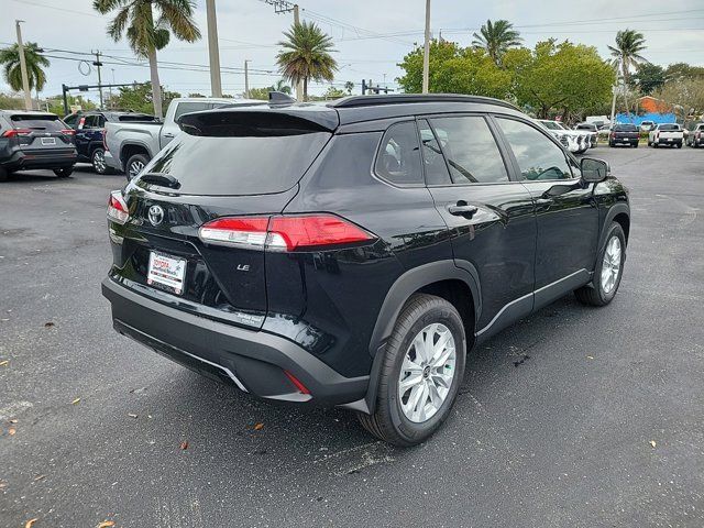 2025 Toyota Corolla Cross LE