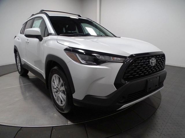 2025 Toyota Corolla Cross LE