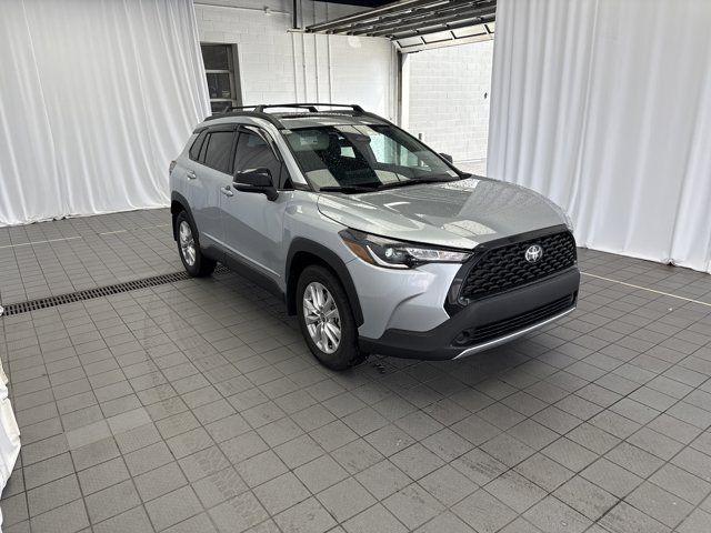 2025 Toyota Corolla Cross LE