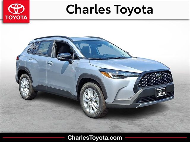 2025 Toyota Corolla Cross LE