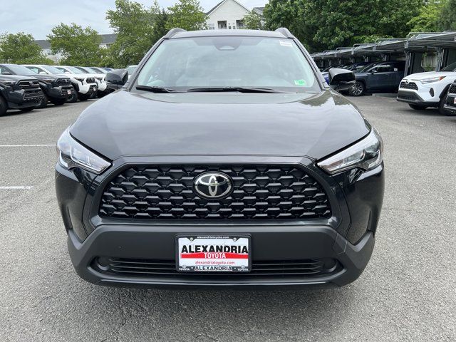 2025 Toyota Corolla Cross LE