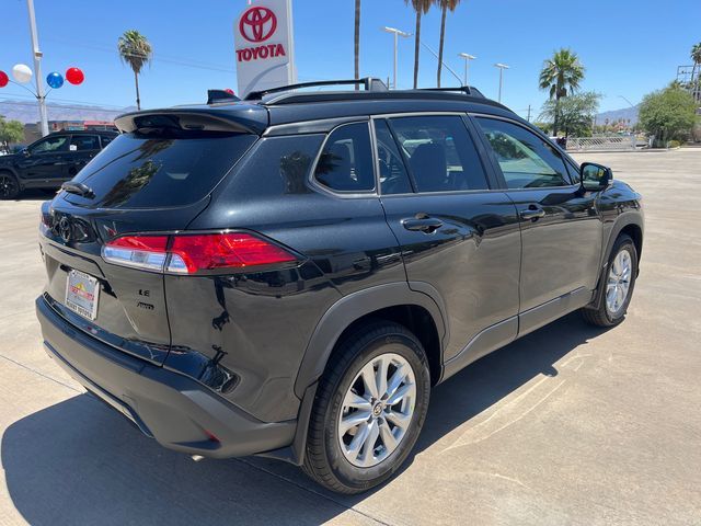 2025 Toyota Corolla Cross LE