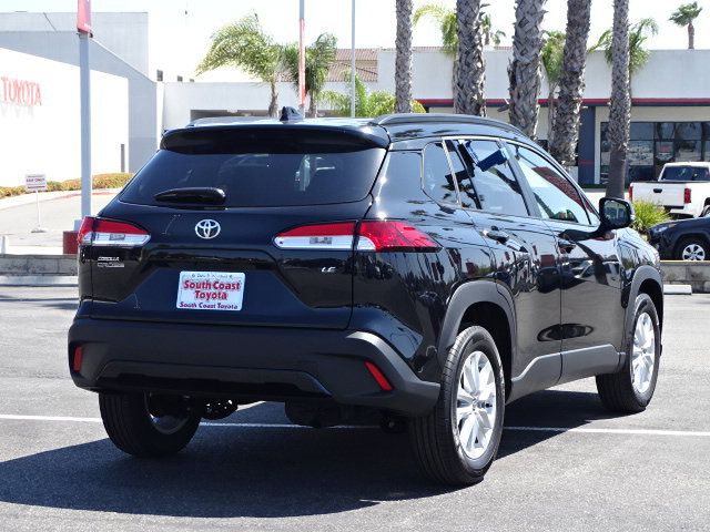 2025 Toyota Corolla Cross LE