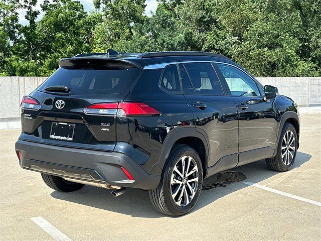 2025 Toyota Corolla Cross XLE