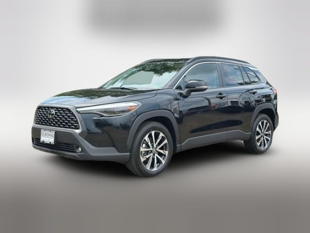 2025 Toyota Corolla Cross XLE