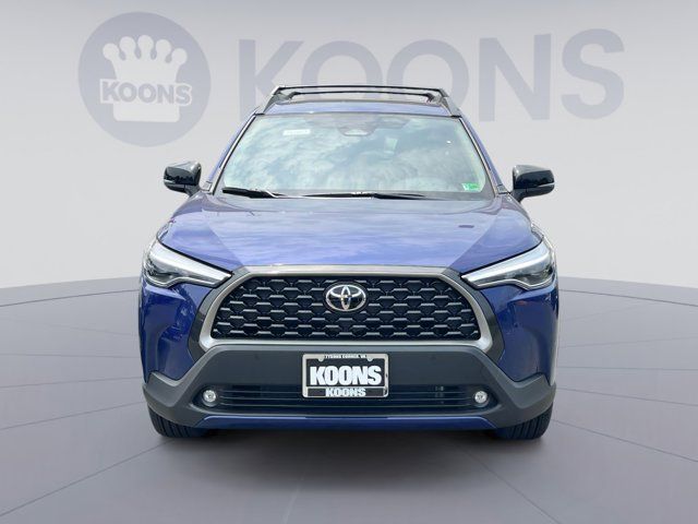 2025 Toyota Corolla Cross XLE