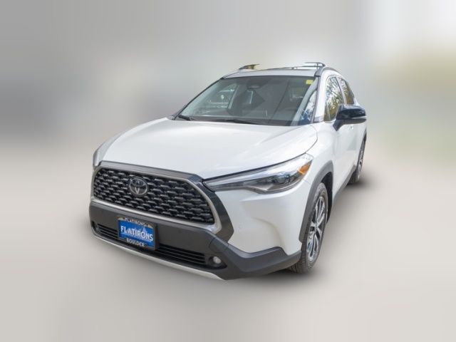 2025 Toyota Corolla Cross XLE