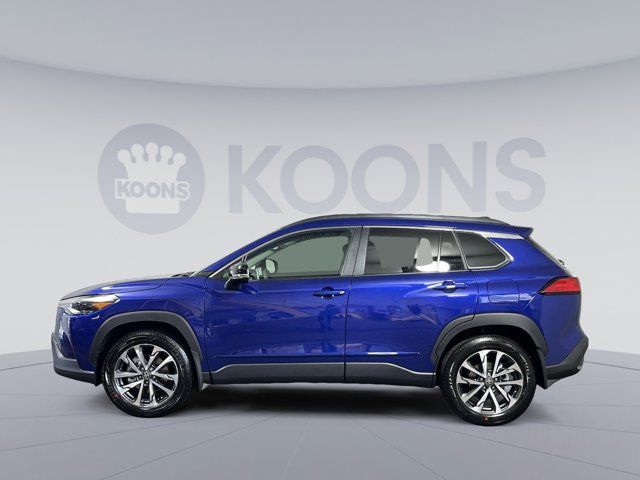 2025 Toyota Corolla Cross XLE
