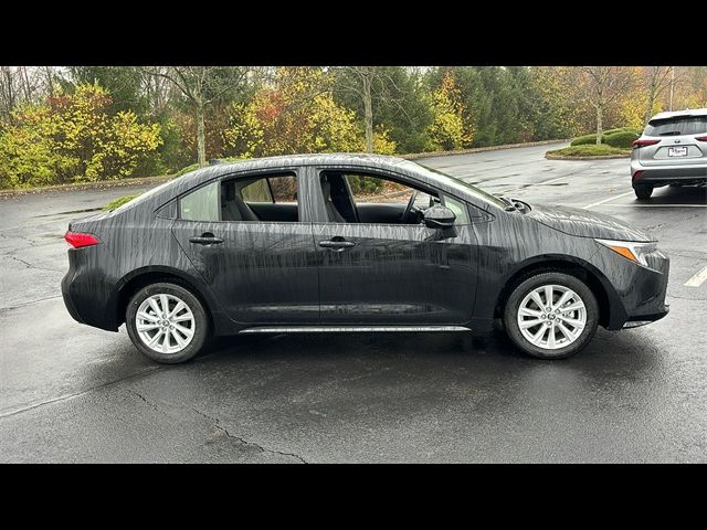 2025 Toyota Corolla Hybrid LE