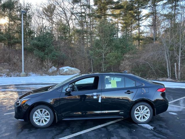 2025 Toyota Corolla Hybrid LE