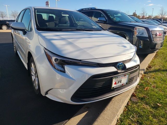 2025 Toyota Corolla Hybrid LE