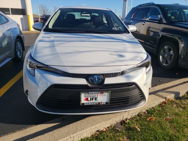 2025 Toyota Corolla Hybrid LE