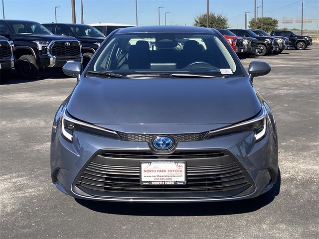 2025 Toyota Corolla Hybrid LE