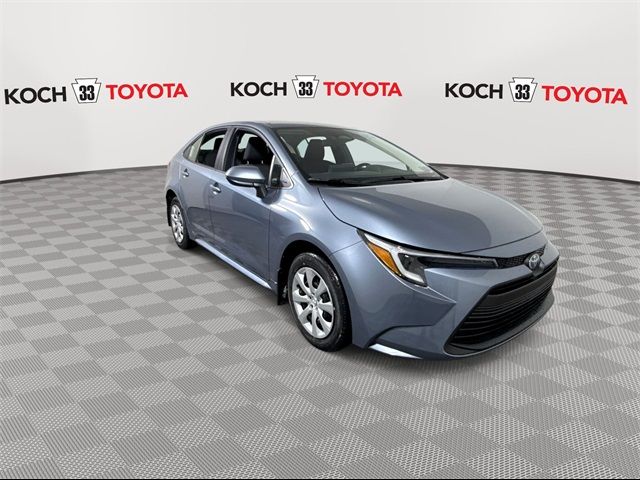 2025 Toyota Corolla Hybrid LE