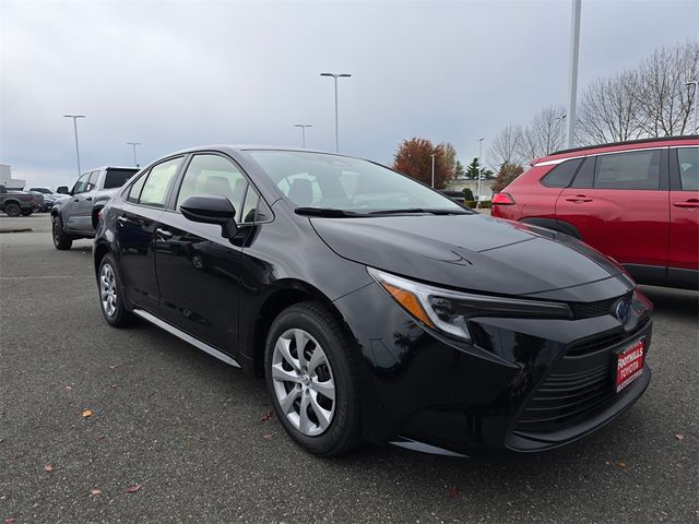 2025 Toyota Corolla Hybrid LE