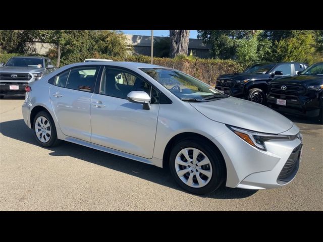 2025 Toyota Corolla Hybrid LE