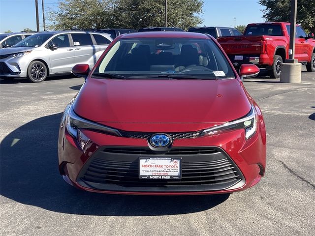 2025 Toyota Corolla Hybrid LE