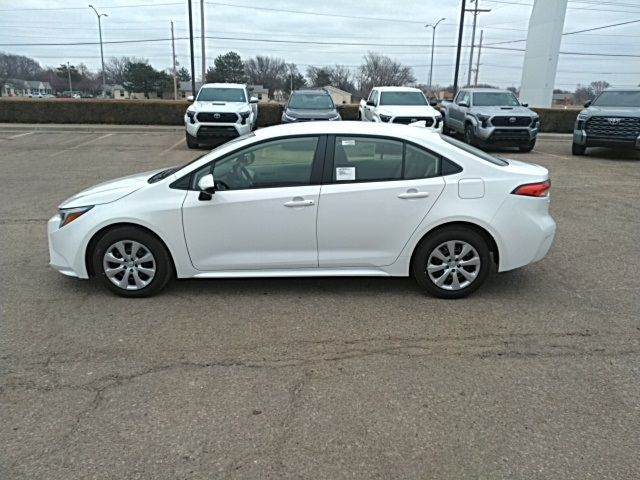 2025 Toyota Corolla Hybrid LE