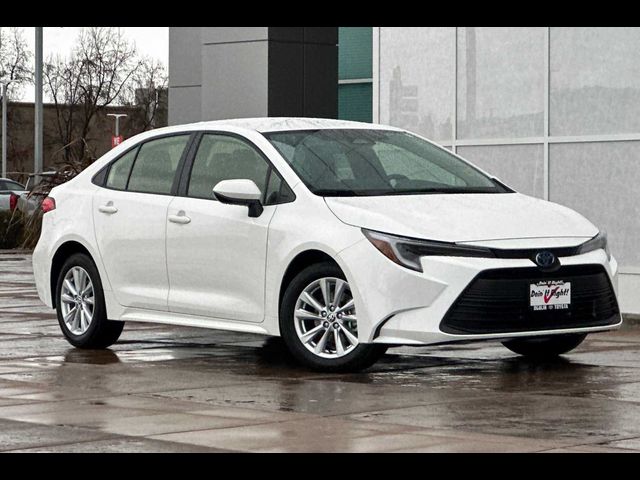 2025 Toyota Corolla Hybrid LE