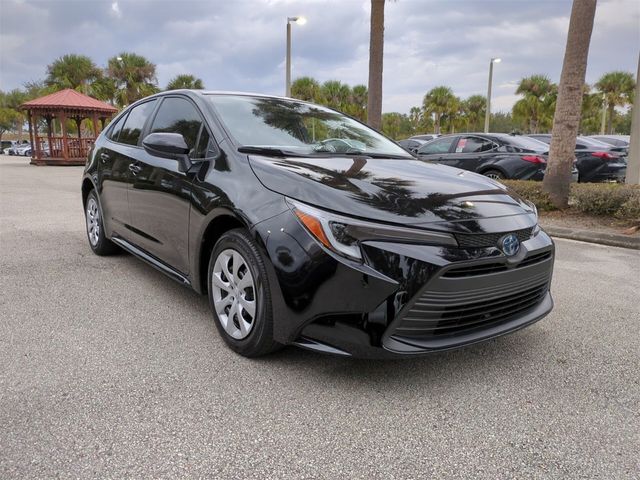 2025 Toyota Corolla Hybrid LE