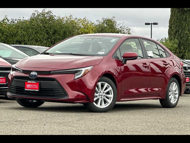 2025 Toyota Corolla Hybrid LE