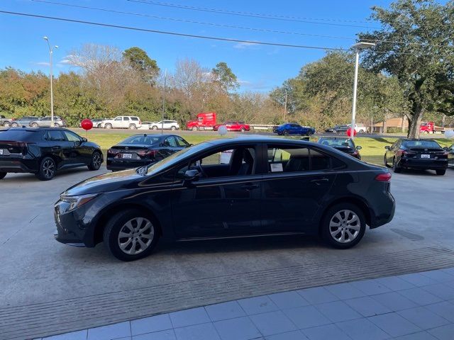 2025 Toyota Corolla Hybrid LE