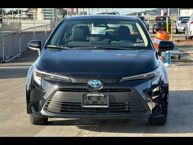 2025 Toyota Corolla Hybrid LE