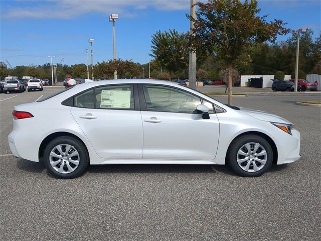 2025 Toyota Corolla Hybrid LE