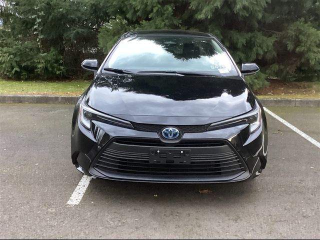 2025 Toyota Corolla Hybrid LE
