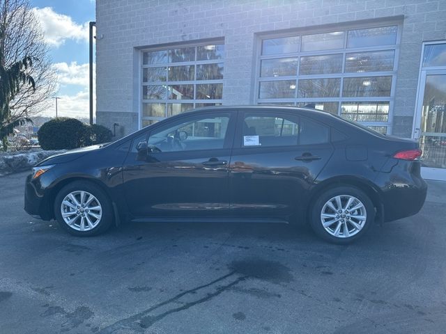 2025 Toyota Corolla Hybrid LE