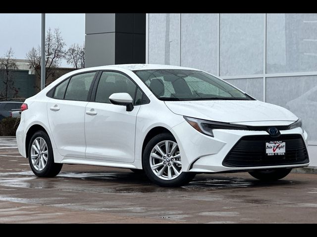 2025 Toyota Corolla Hybrid LE