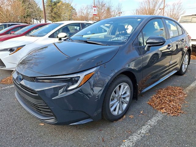 2025 Toyota Corolla Hybrid LE