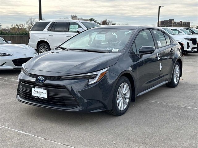 2025 Toyota Corolla Hybrid LE