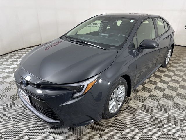 2025 Toyota Corolla Hybrid LE