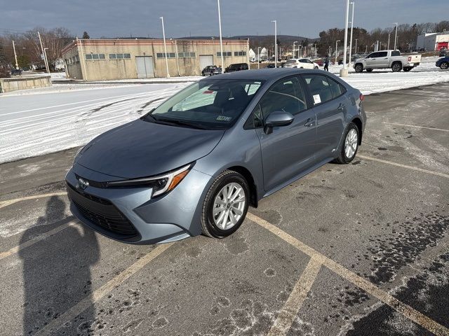 2025 Toyota Corolla Hybrid LE