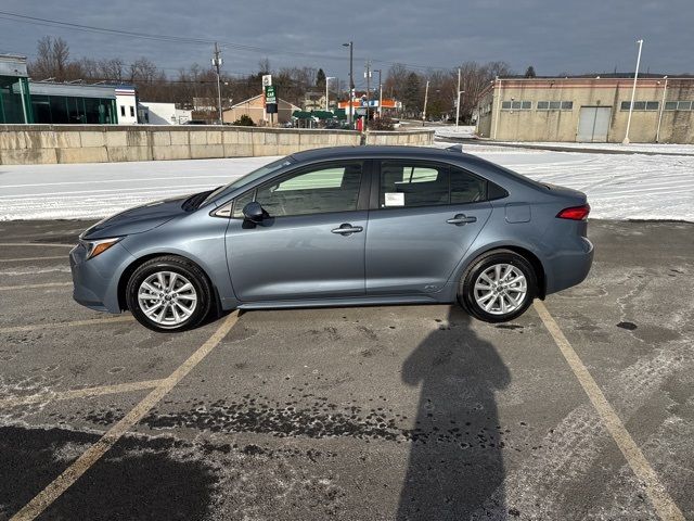 2025 Toyota Corolla Hybrid LE