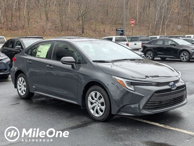 2025 Toyota Corolla Hybrid LE