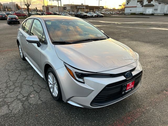 2025 Toyota Corolla Hybrid LE