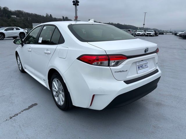 2025 Toyota Corolla Hybrid LE