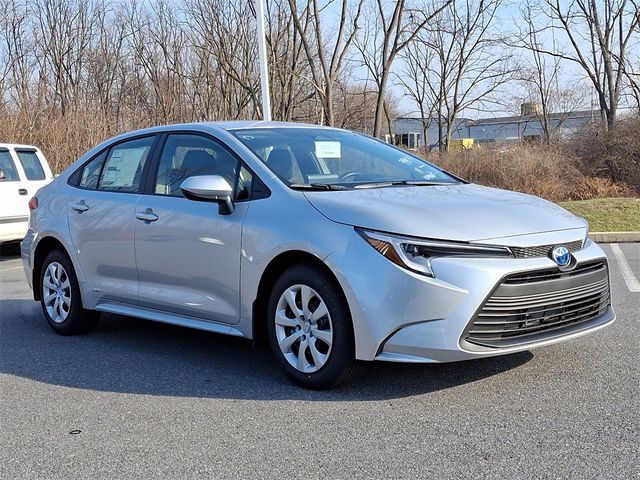 2025 Toyota Corolla Hybrid LE