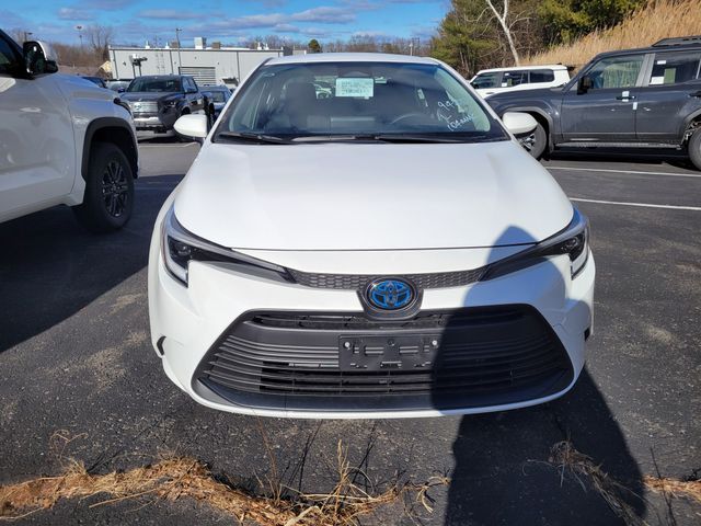 2025 Toyota Corolla Hybrid LE