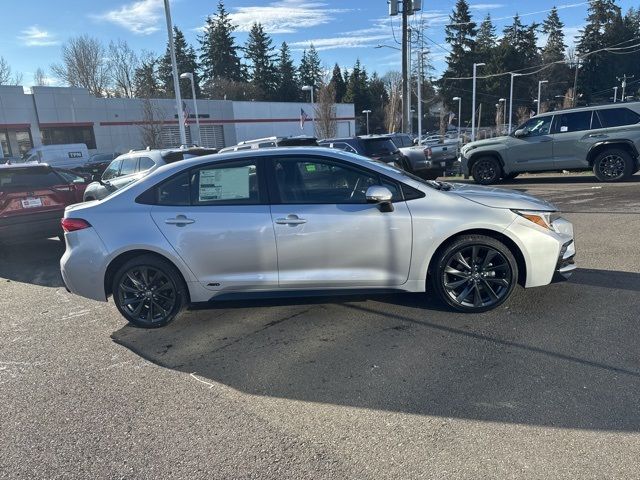 2025 Toyota Corolla Hybrid SE