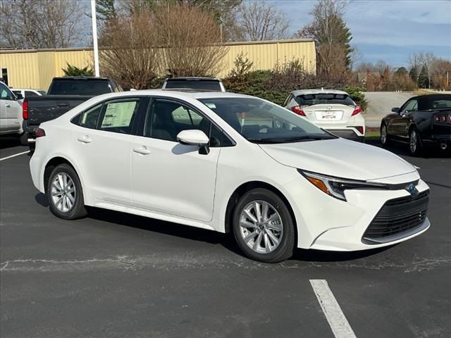 2025 Toyota Corolla Hybrid XLE